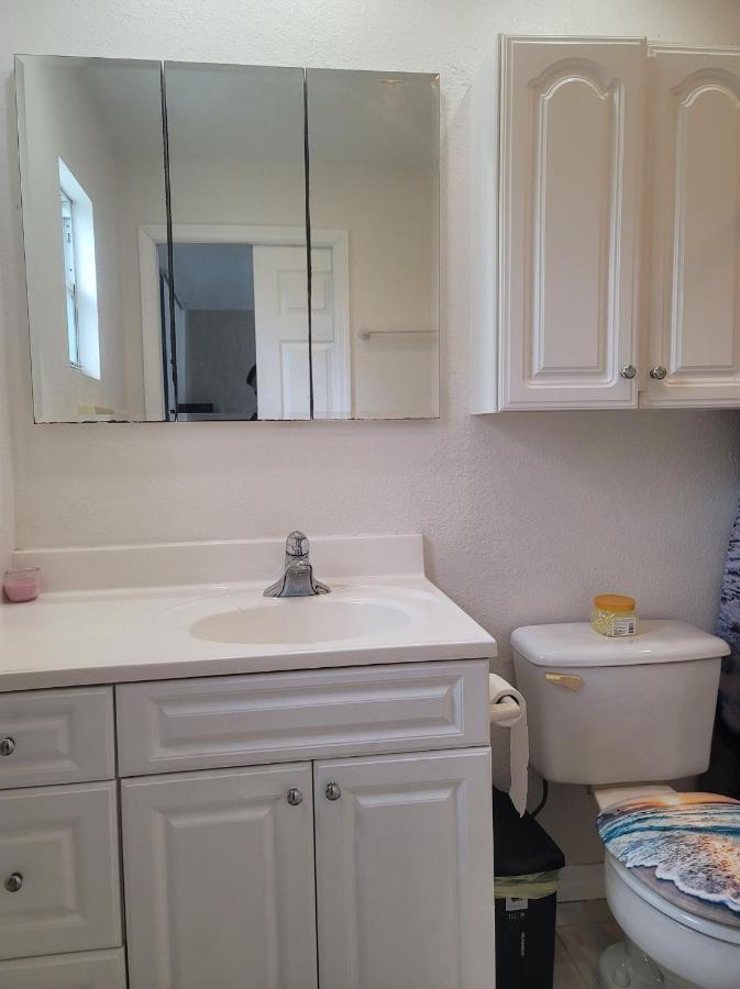 Entire Guesthouse 5 Mins To Siesta Key & Downtown 萨拉索塔 外观 照片